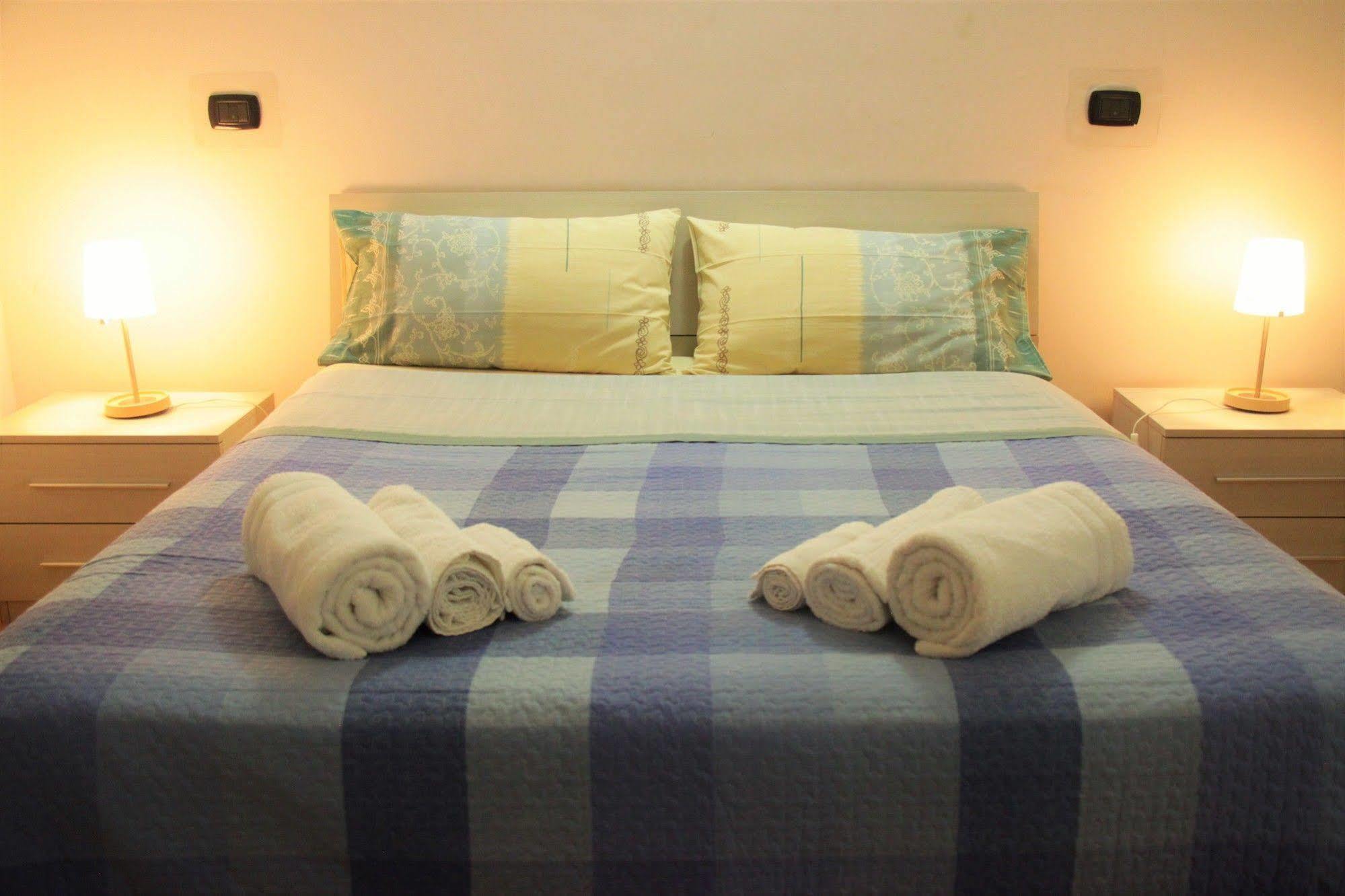 Hello Roma B&B Экстерьер фото